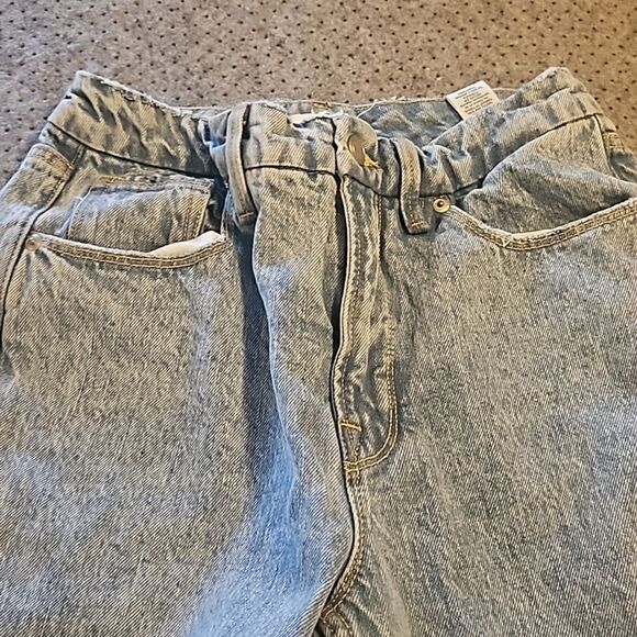 NWT Good American Good  Wide Release  Jeans Color Indigo085 size 4/27 - Picture 3 of 7